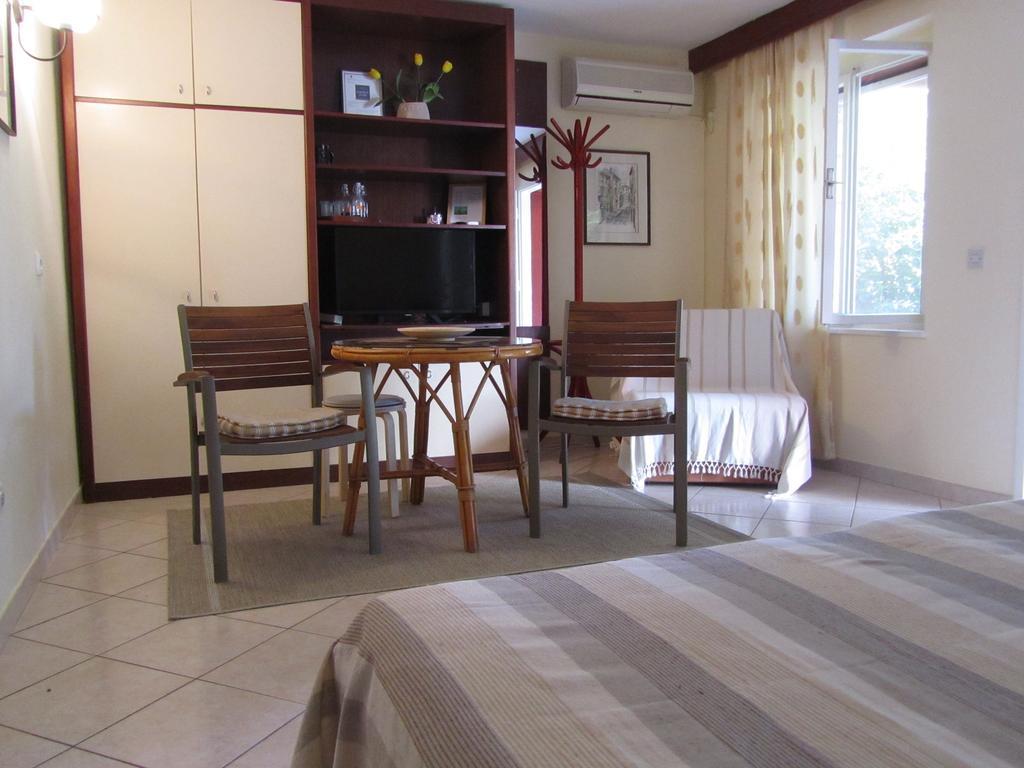 Apartment Petrovic Korčula Exteriör bild